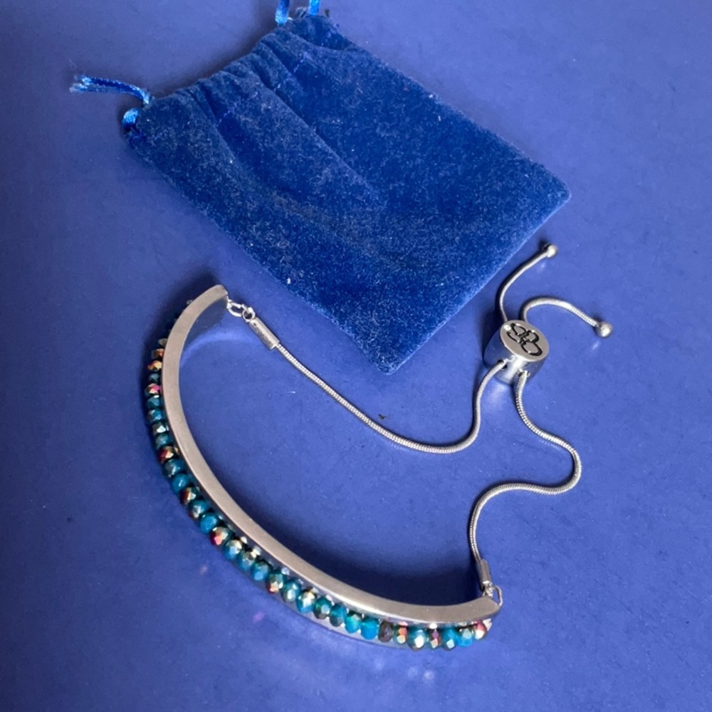 Blue crystal beaded bracelet